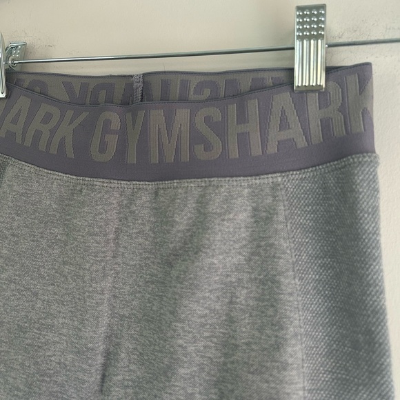 GYMSHARK shorts - Picture 3 of 6